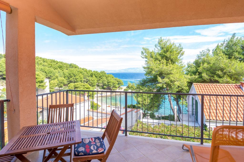 Ksenija Apartman Stomorska